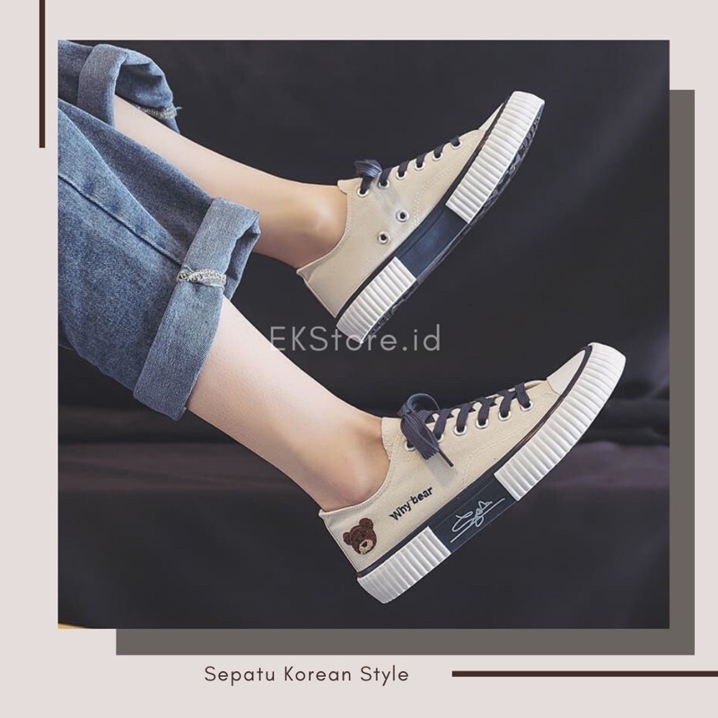 Sepatu Sneakers Kanvas Wanita Import Korea Why Bear Khaki Navy / Sepatu Kets Korean Style (Size 39-40)