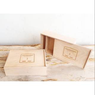 Kotak kayu gift box hadiah hampers custom ukuran dan logo ...