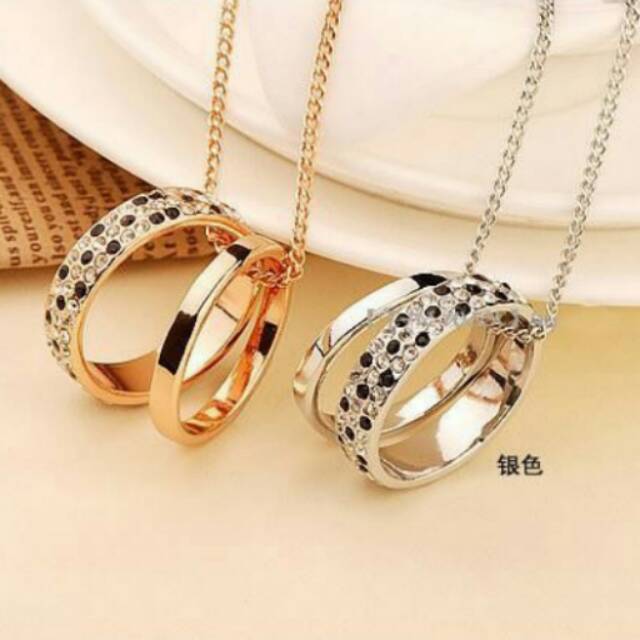 Kalung liontin cincin