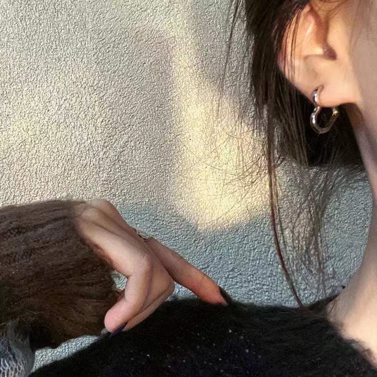 Anting Bentuk Hati Gaya Hip Hop