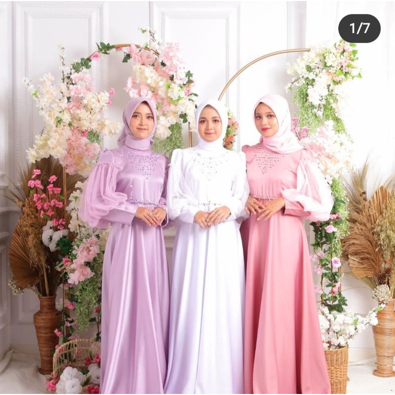 kayla dress-gaun akad-tunangan-kondanga