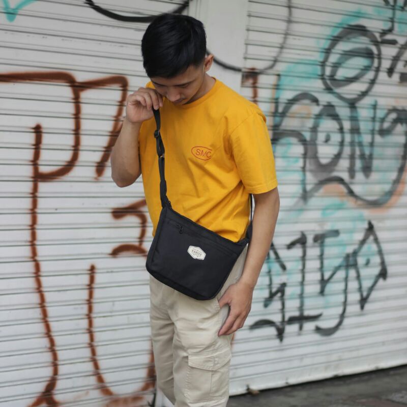 Tas Selempang Pria Slimbag Casual Kander Bag Stor