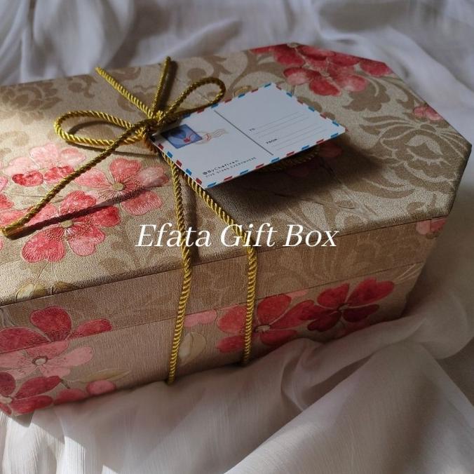 

Sale!!! Hard Box Hardbox Exclusive Gift Box Hampers Kotak Kado Bridesmaid - Paling Diminati