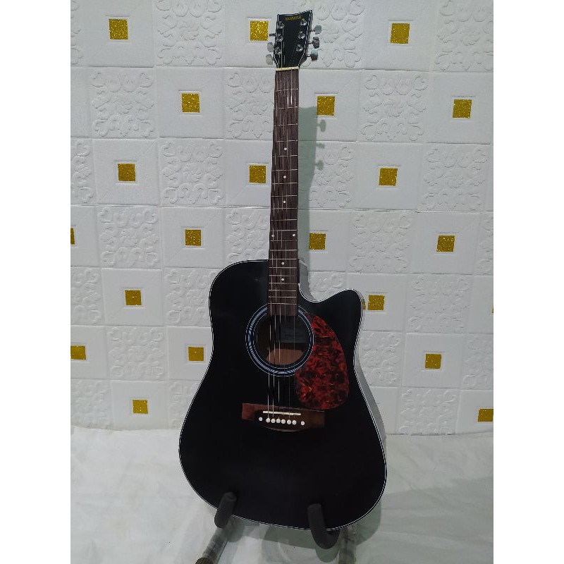 Yamaha Akustik F310 Custom