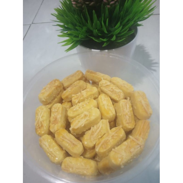 

Kastengel kue kering