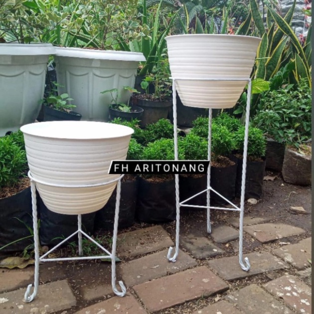 Jual Rak Alas Besi pot bunga tanaman hias pot ukuran 25 PUTIH - Pendek Diskon