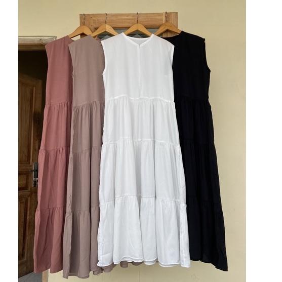 SALEE.. Inner Dress Tanpa Lengan Rayon