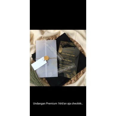 undangan akrilik/acrylic invitation/kartu undangan akrilik/undangan akrilik murah/undangan pernikaha