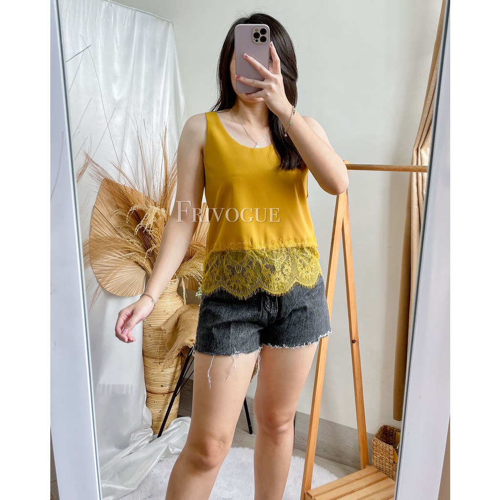 (IMPORT) Vian Lace Tanktop