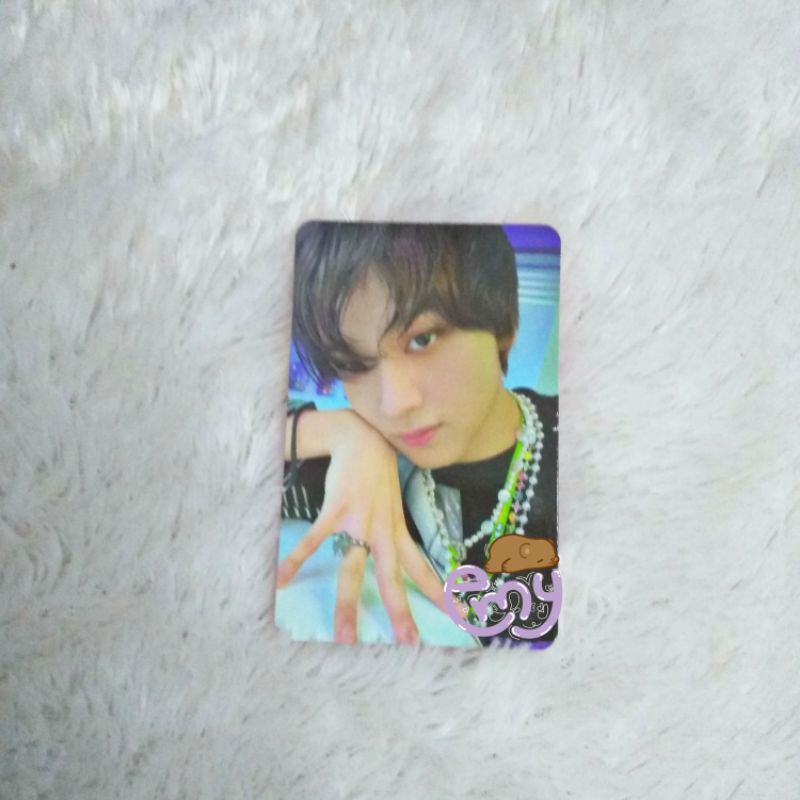 photocard ( pc ) haechan glitch mode ver glitch ( haechan ceker ayam )