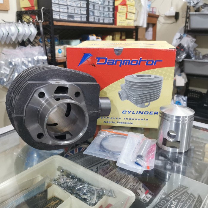 cylinder blok mesin let 2 set piston Ori Danmotor vespa super VBB