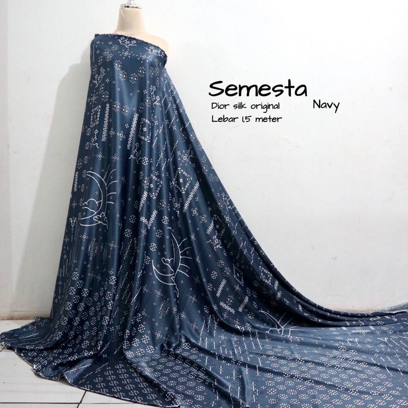 Kain DSilk motif Semesta Alam harga setengah meter