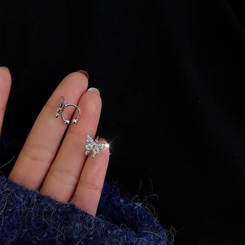 Anting Klip Tulang Telinga Desain Kupu-Kupu Aksen Berlian Bahan 925 Silver Needle