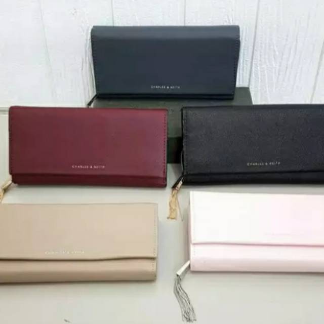 DOMPET CHARLES N KEITH