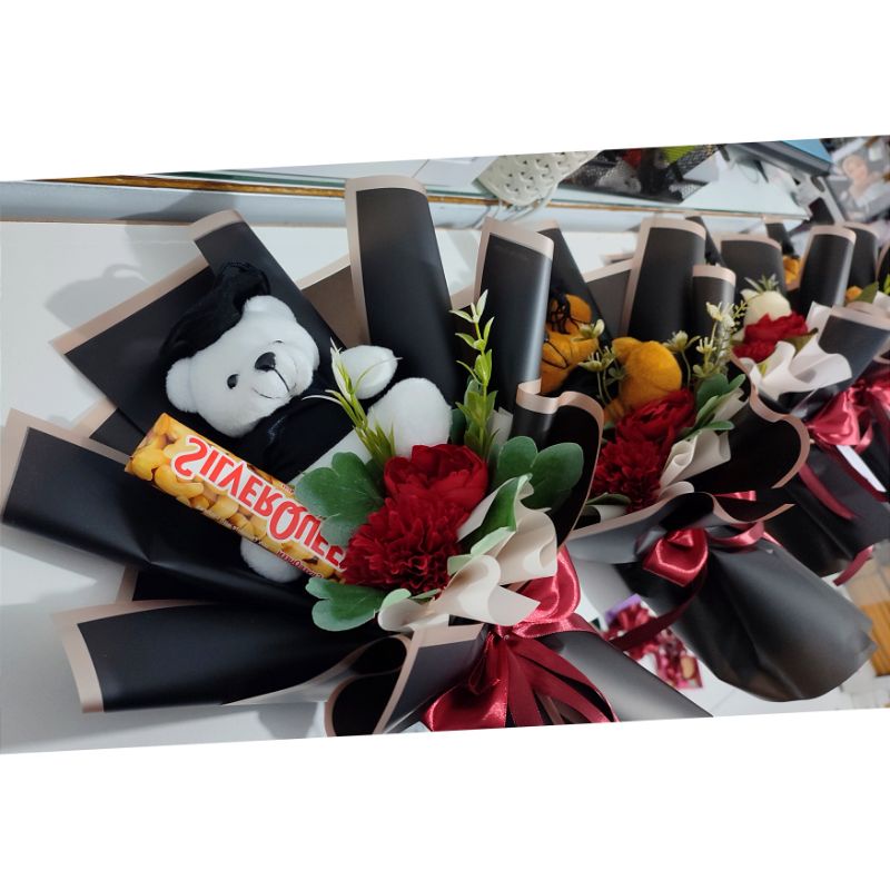 BUKET  TOGA wisuda/ boneka FREE selempang nama/hadiah custom murah