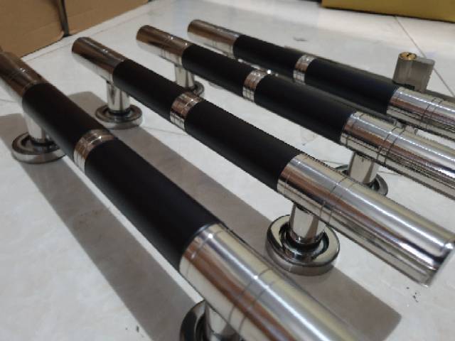Paket handle pintu stainless 33cm bulat hitam 2set + kunci pelor belmondo PROMO TERMURAH