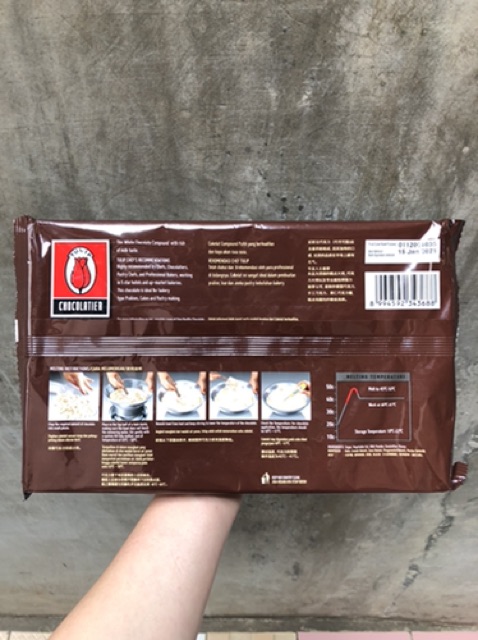 

LAKU White Chocolate Compound *BATANG 200 gram / White Tulip Compound