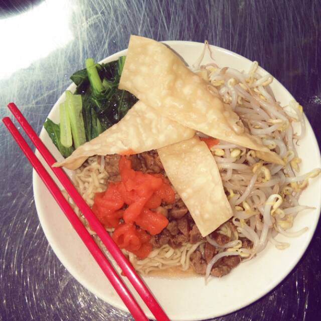 

Mie ayam kampung
