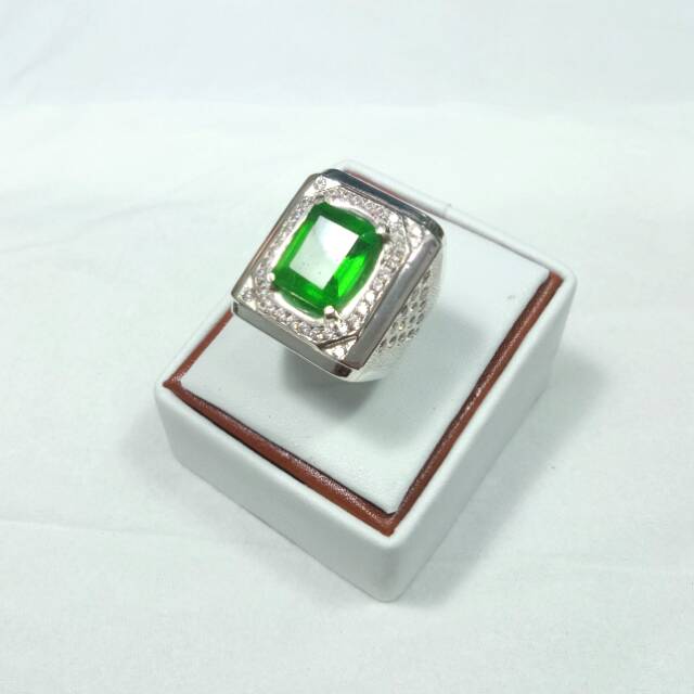 permata zamrud kalimantan