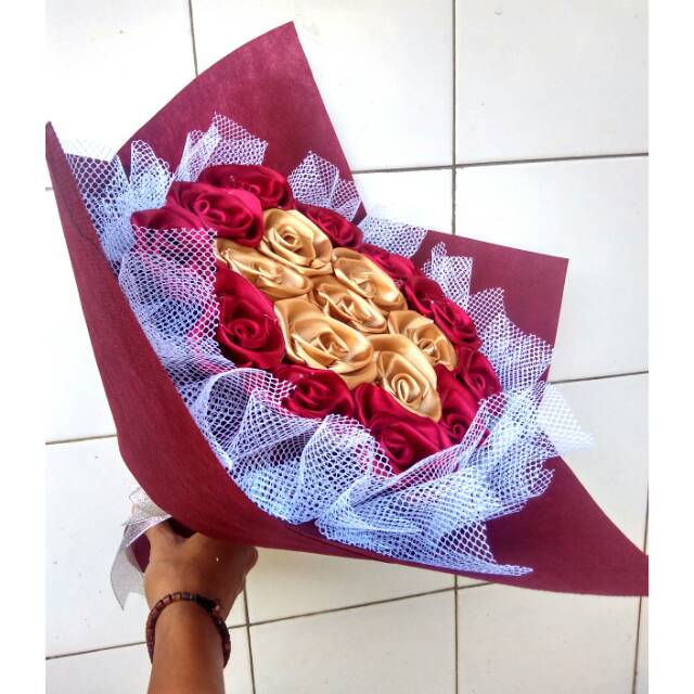 

Buket satin