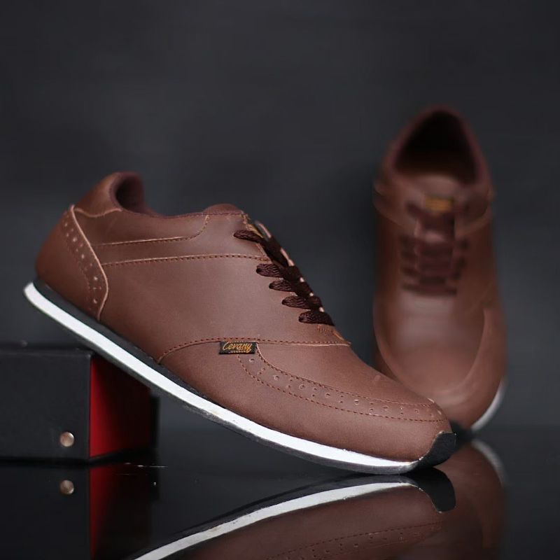 EZRA BROWN -Sepatu Casual Kasual Sneakers Pria Kulit Asli/Cowok Sporty Lokal Ori Original Footwear