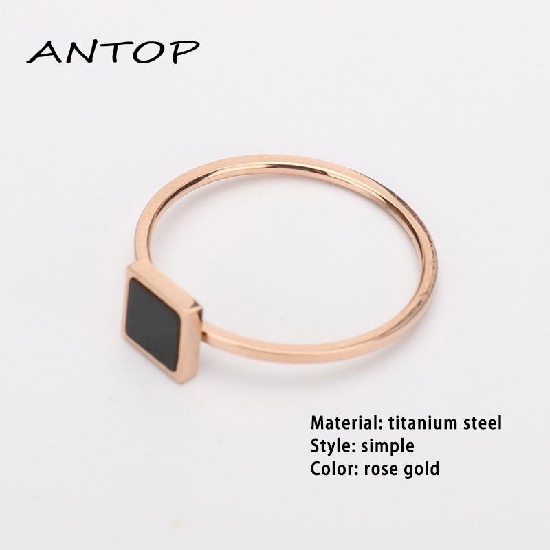 1 Pcs Fashion Cincin Titanium Wanita Kotak Hitam Pola Mawar Emas Stainless Hitam Unisex  Aksesoris ANTOP