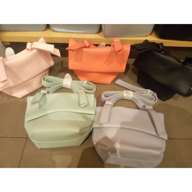 Miniso Official Product Solid Mini Crossbody Bag / Tas Selempang Miniso