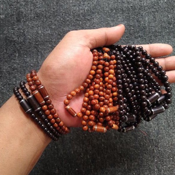 gelang kokka motif bulat kepala prada