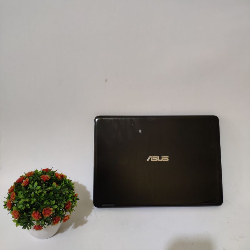 laptop Touchscreen flip asus vivobook tp301uj - core i5 - dual vga Nvidia 920m