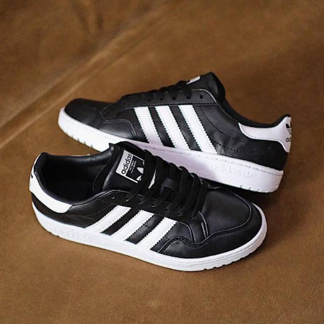 ADIDAS TEAMCOURT, BLACK WHITE, ALL BLACK, WHITE BLACK
