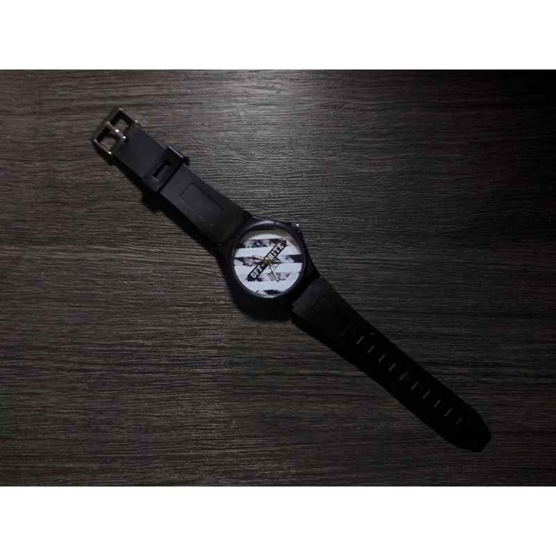 Jam Tangan Distro Off White Model Qnq Cocok Dengan Kaos Distro