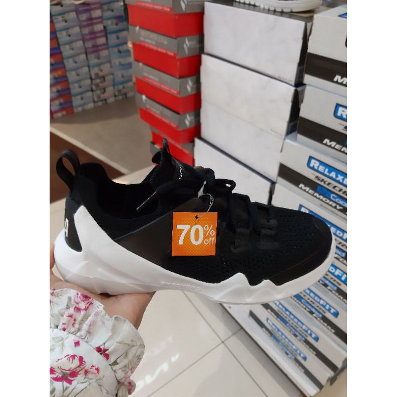 sepatu Skechers DLT-A size 36