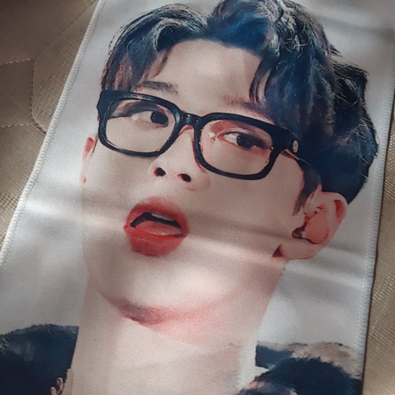 Lai Guanlin Stack Slogan SIL
