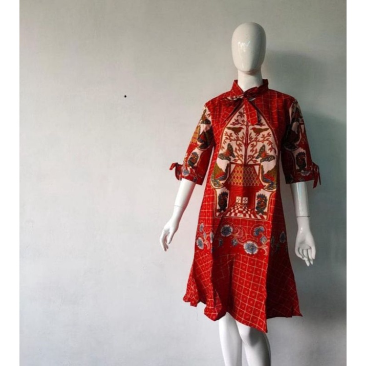 Tunik Dress Batik Asli Solo Dengan Motif Wayang Gunungan Warna Merah Cocok Untuk Segala Acara Bisa d