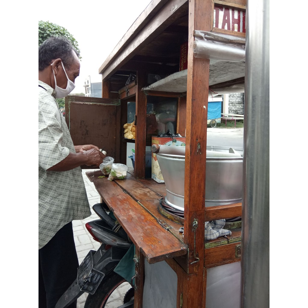 

Tahu Campur Warisan Rasa Lamongan