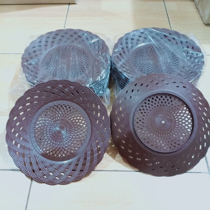 [1 LUSIN] Piring Rotan Bahan Plastik Bakul Tatakan Bentuk Anyaman Makan