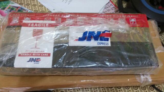 Rak Dinding Gantung Minimalis 2 Susun Natural Tali Coklat