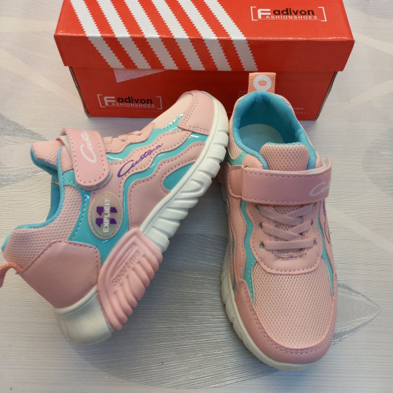 Sepatu  cewek santai