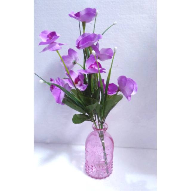 Bunga anggrek vas kaca