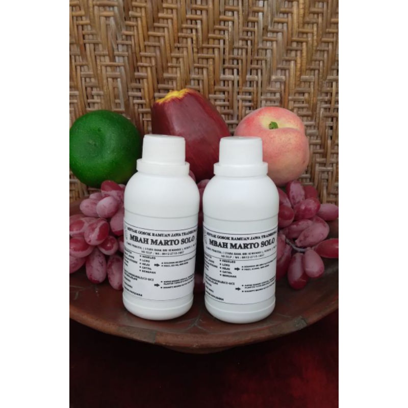 Minyak gosok Tradisionil 250 ml mBah Marto solo ( botol plastik)