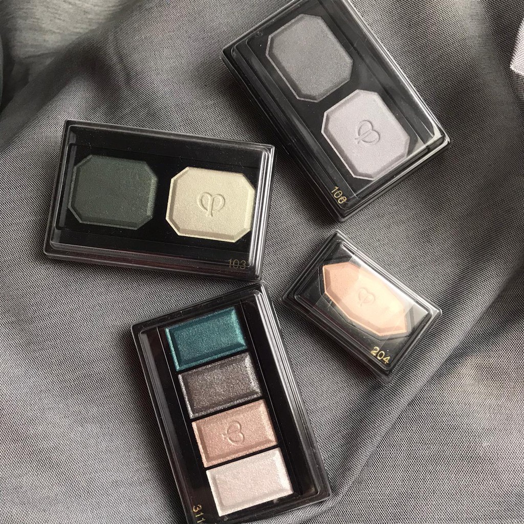 Cle de Peau Eyeshadow