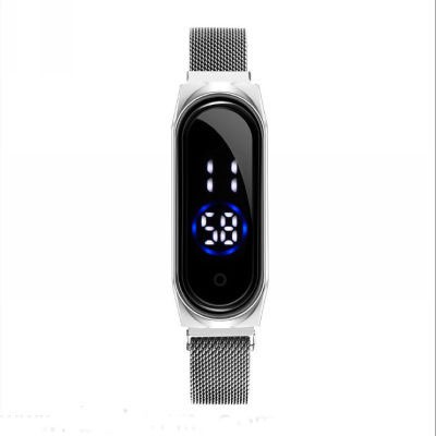 ⭐️𝐈𝐇𝐒 𝟎𝟎𝟒⭐️Jam Tangan Elektronik Digital LED Magnet Strap Watch Waterproof Wanita Pria Rantai-5