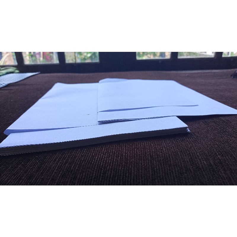 

kertas A4 dan HVS