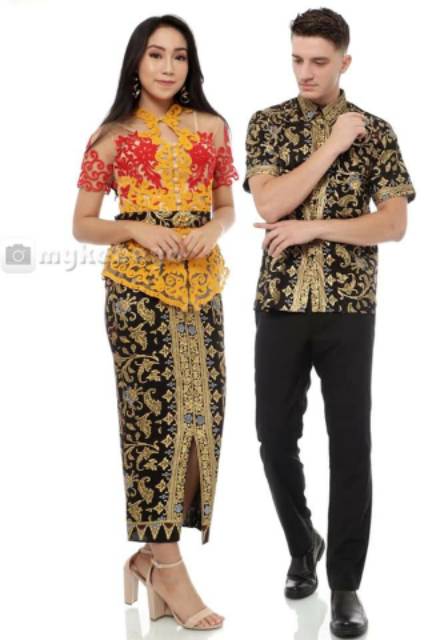 Kebaya Bali Tilestik motif charisma