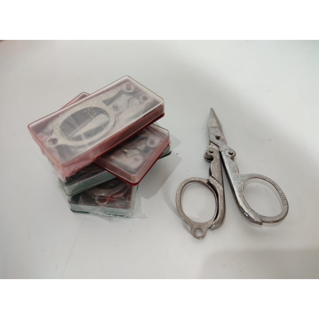 BABY DOLL FOLDING SCISSORS / GUNTING BAYI LIPAT KECIL