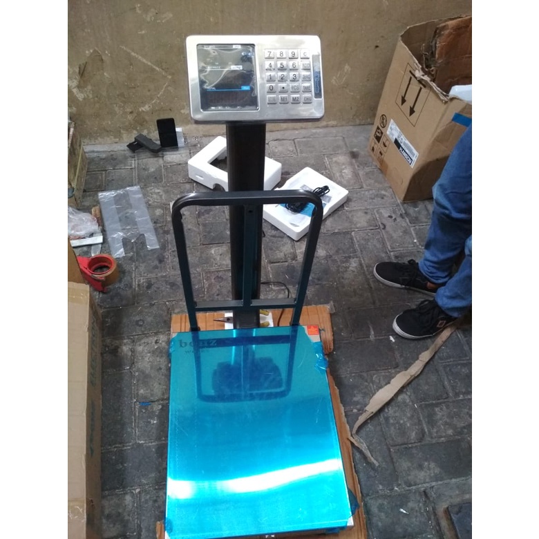Timbangan Digital Duduk Benz 150 KG Digital