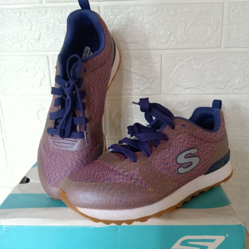 Sepatu sneakers Skechers navy blue multi