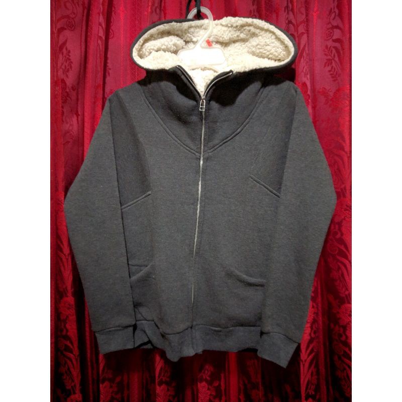 Second uniqlo sherpa zipper hoodie mirip uniqlo polosan jaket musim dingin
