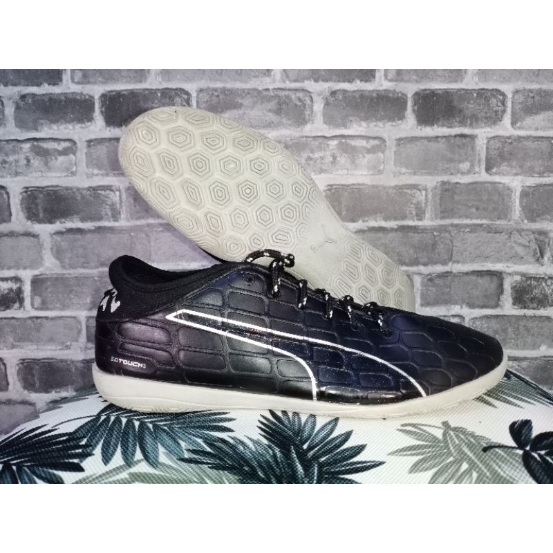 Sepatu Original Puma Easy Touch 3 Futsal Preloved Second Bekas