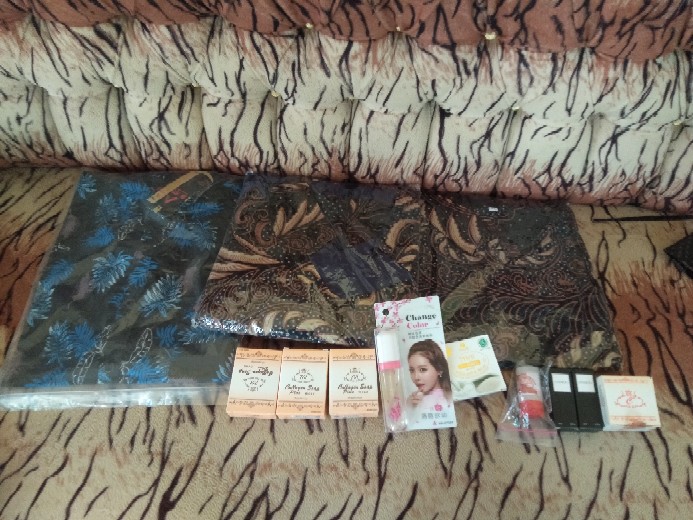 Maura Couple - Sania Rufle Batik Couple Ori Ndoro Jowi Garansi Termurah Shopee - Velvet Batik Couple